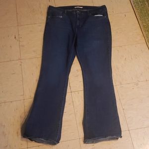 725 high rise boot cum Levi's